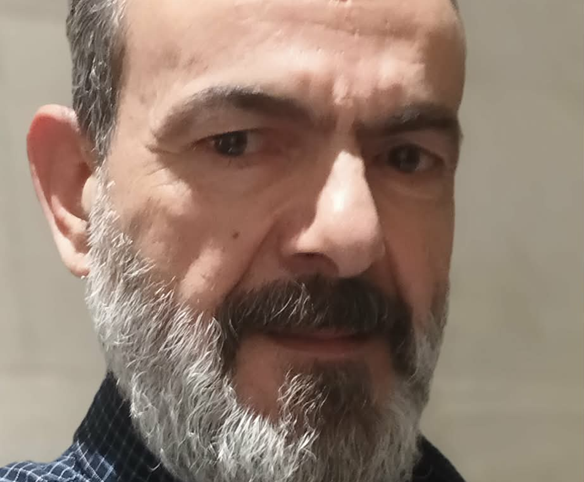 بين مؤتمرٍ يُنقذ ، ومؤتمرٍ يُكرّس العجز